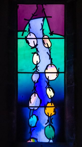 Mark Angus, Millenium window, Church of St Andrew and St Cuthman, Steyning, W Sussex Mark Angus, Millenium window, Church of St Andrew and St Cuthman, Steyning, W Sussex | Photo: Peter Hildebrand