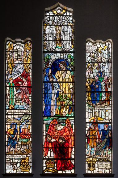 Margaret Chilton, The Risen Lord & St Mary Magdalene (1955), Bearsden Cross Church, Glasgow. Margaret Chilton, The Risen Lord & St Mary Magdalene (1955), Bearsden Cross Church, Glasgow. | Photo: Peter Hildebrand