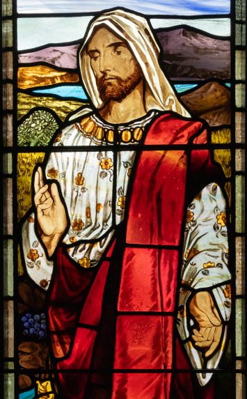 Stephen Adam Jun., detail of south west window, the Sermon on the Mount (1909), Church of St James the Less, Bishopbriggs, E Dunbartonshire. Stephen Adam Jun., detail of south west window, the Sermon on the Mount (1909), Church of St James the Less, Bishopbriggs, E Dunbartonshire. | Photo: Peter Hildebrand
