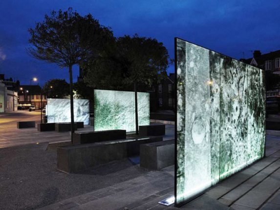 Kirsty Brooks, Public art work (2010), South Marine Drive, Bridlington. | Photo: Kirsty Brooks