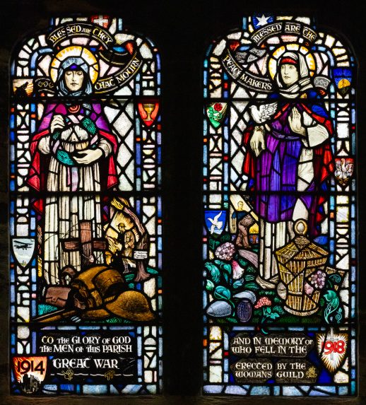 Charles Davidson and Guthrie & Wells, World War One memorial, nave window (1925), St Margaret's Parish Church, Dalry, N Ayrshire. | Photo: Peter Hildebrand