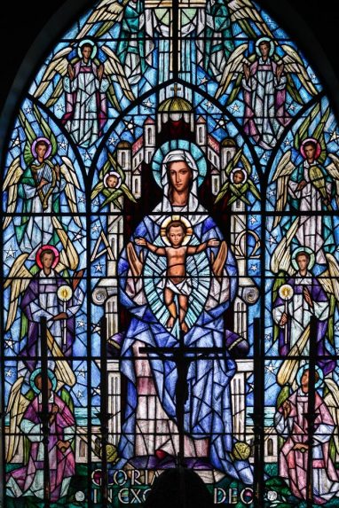Moira Forsyth, Central light east wall (1960), Holy Family Catholic Church, Farnham Moira Forsyth, Central light east wall (1960), Holy Family Catholic Church, Farnham | Photo: Alan Brooks