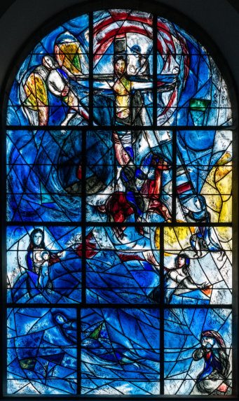 Marc Chagall and Atellier Simon-Marq, East window (1967), Church of All Saints, Tudeley. | Photo: Peter Hildebrand