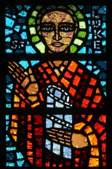 Charles Norris, detail from dalle de verre window (1970), Roman Catholic Church of Marychurch, Hatfield, Hertfordshire. | Photo: Alan Brooks