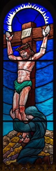 Joseph Nuttgens, Christ on the Cross (2000-01), King's College Chapel, London. | Photo: Peter Hildebrand