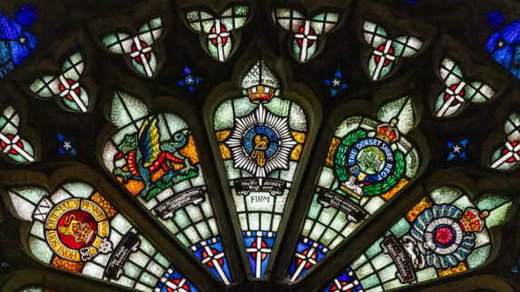 A. J. Davies, detail of rose window (1920), Church of St John Baptist, Bradley Green, Worcestershire. | Photo: Peter Hildebrand