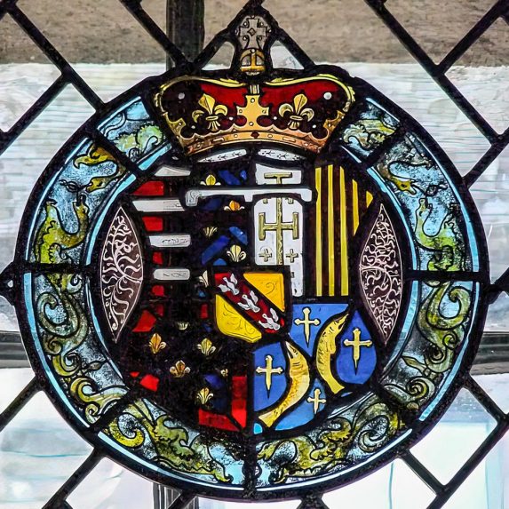 Linda Cannon and Rab MacInnes, detail of Royal Apartment window (2011), Stirling Castle. | Photo: Linda Cannon