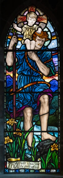 Karl Parsons and Lowndes and Drury, south chapel east window (1931), Christ Church, Catshill, Bromsgrove, Worcestershire. Karl Parsons and Lowndes and Drury, south chapel east window (1931), Christ Church, Catshill, Bromsgrove, Worcestershire. | Photo: Peter Hildebrand