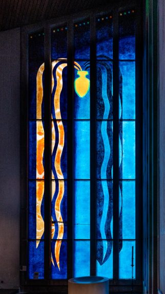 John Piper and David Gillespie Associates, Baptistry window (1967), Church of All Saints, Clifton, Bristol. | Photo: Peter Hildebrand