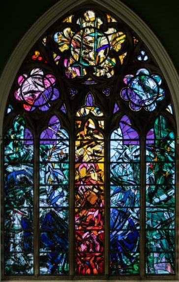 Douglas Hogg, north window (2001), Portobello & Joppa Parish Church, Edinburgh. | Photo: Peter Hildebrand