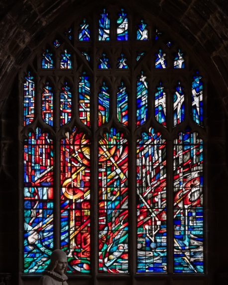Alan Davis, Hope window (2016), Manchester Cathedral. | Photo: Peter Hildebrand