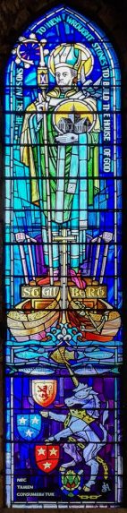 Crear McCartney, Bishop Gilbert window (1989), Dornoch Cathedral. Crear McCartney, Bishop Gilbert window (1989), Dornoch Cathedral. | Photo: Very Revd Dr Susan Brown