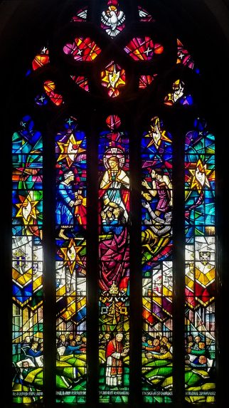 John Lawson and Goddard & Gibbs, St. Pope John Paul II window (1982), Southwark Roman Catholic Cathedral, London. | Photo: Jonathan Louth