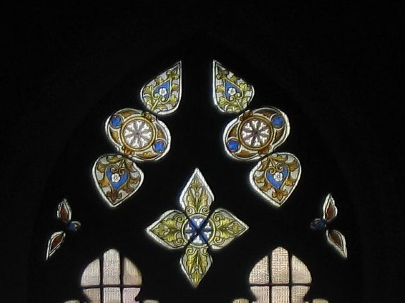 Early Victorian glass (c.1840), Kirk of St Nicholas Uniting, Aberdeen. | Photo: Linda Cannon