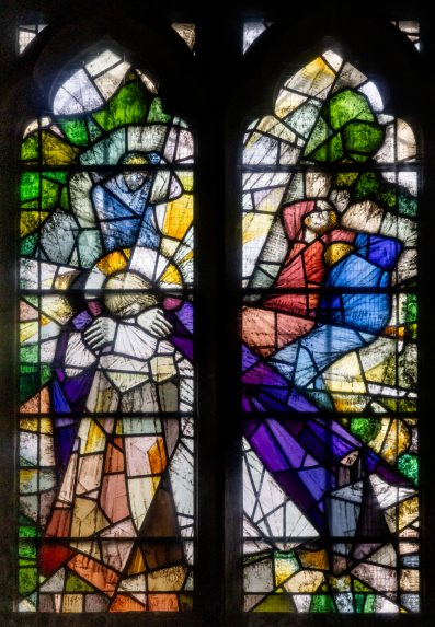 Lawrence Lee, south wall window of the St Cross Chapel (1967), Church of Saint James, Milton, Southsea, Portsmouth. Lawrence Lee, south wall window of the St Cross Chapel (1967), Church of Saint James, Milton, Southsea, Portsmouth. | Photo: Peter Hildebrand