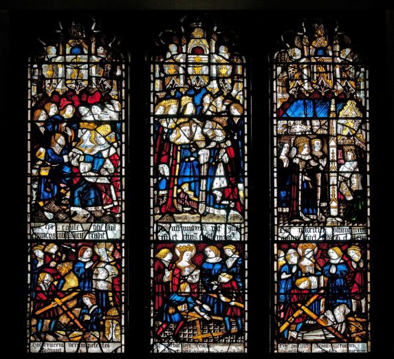 Second of four south aisle windows dedicated to the life of St Helen (c.1497-1512), Church of St Michael and All Angels, Ashton-under-Lyne, Greater Manchester. | Photo: © CVMA/Gordon Plumb 