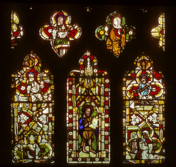 Easternmost south window of south aisle (c.1334), Church of St Wilfrid, Grappenhall, Cheshire. | Photo: © CVMA/Gordon Plumb 
