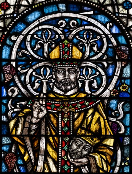 Helen Whittaker and Barley Studio, detail of Great West Window (2003), Priory Church of Our Lady and St Cuthbert, Worksop, Nottinghamshire. Helen Whittaker and Barley Studio, detail of Great West Window (2003), Priory Church of Our Lady and St Cuthbert, Worksop, Nottinghamshire. | Photo: Peter Hildebrand