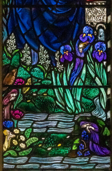 Karl Parsons, detail of east window (1919), Church of St James the Less, Pangbourne, Berkshire. Karl Parsons, detail of east window (1919), Church of St James the Less, Pangbourne, Berkshire. | Photo: Peter Hildebrand