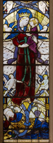 Comper - Wellingborough detail Ninian Comper, detail of the east window of the Lady Chapel (1935), Church of St Mary, Wellingborough, Northamptonshire. | Photo: Peter Hildebrand